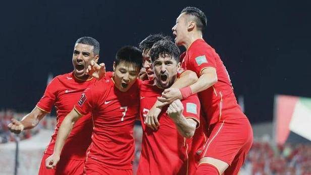 世预赛中国男足vs泰国首发