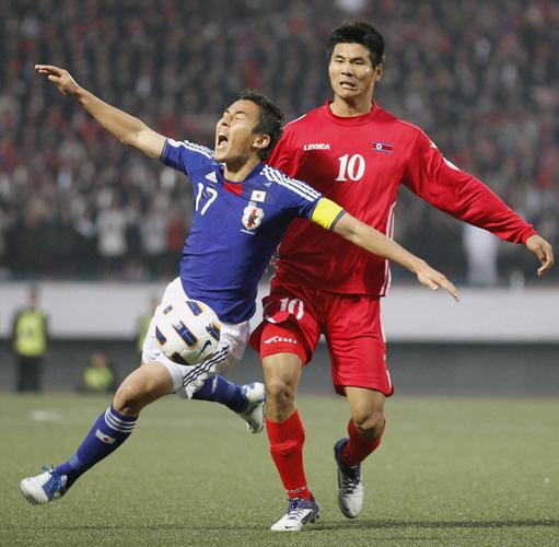 世预赛日本男足迎战朝鲜
