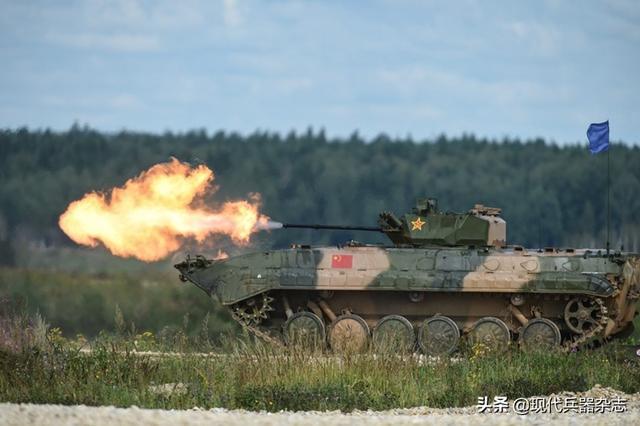 中国步战车vs俄罗斯