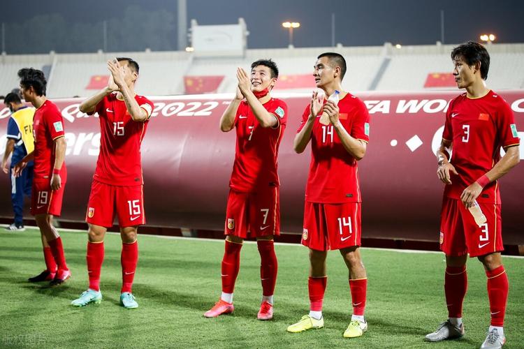 中国队vs上海队足球回放