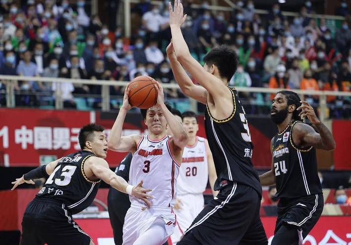 中国vs广东篮球直播回放
