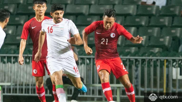中国香港男足vs伊朗现场的相关图片