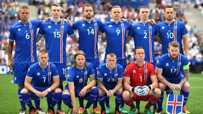 冰岛队vs日本的相关图片