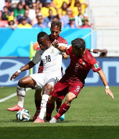 葡萄牙队比赛vs加纳的相关图片