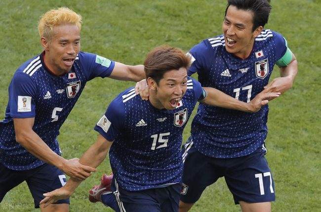 香港明星足球vs日本球员的相关图片